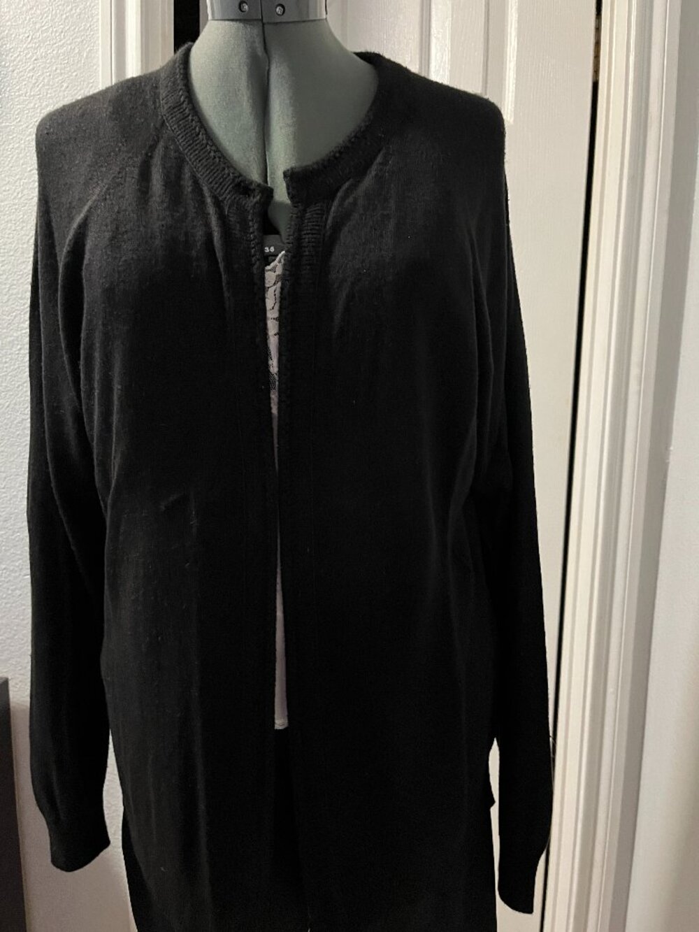 Designers Originals Women’s Long Sleeve Sweater -   Size: L